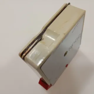 Flexómetro antiguo Mabo, modelo boule