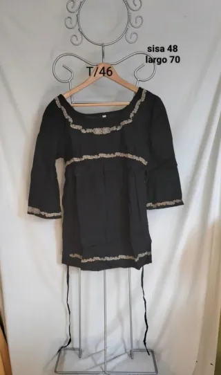 Camisa Negra Bordada Talla 46