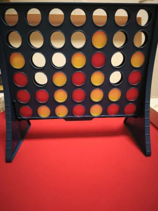 Juego de mesa Conecta 4 MB