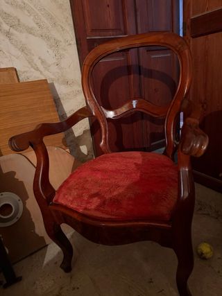 Sillón antiguo madera maciza estilo paridora