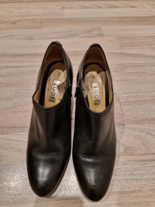 Botines LODI Piel Negro Tacón