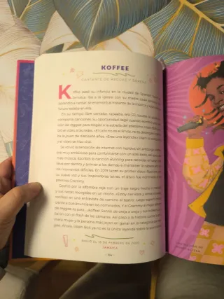 Cuentos de buenas noches para niñas rebeldes 4:...