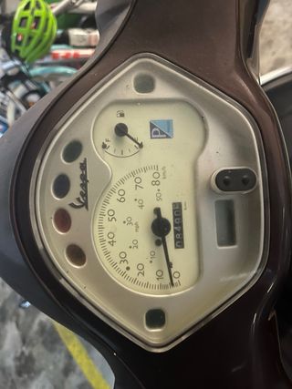 Vespa Lx50 50cc Scooter Marrón