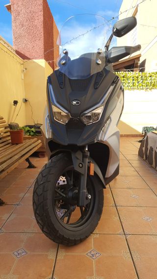 Kymco DTX 360 Negra/Gris