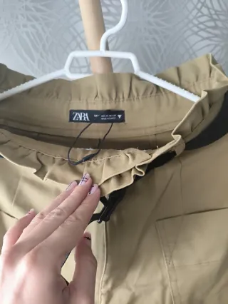 Pantalón Zara Beige Talla XS