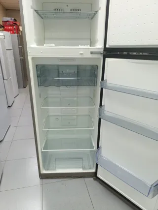 Nevera 1.70m x 60cm con garantía