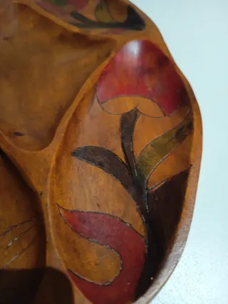 Bandeja de madera decorada