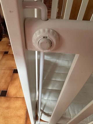 Cuna de bebé blanca