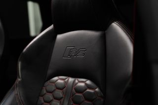 AUDI RS4 AVANT QUATTRO