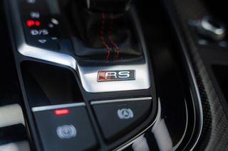 AUDI RS4 AVANT QUATTRO