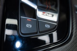 AUDI RS4 AVANT QUATTRO