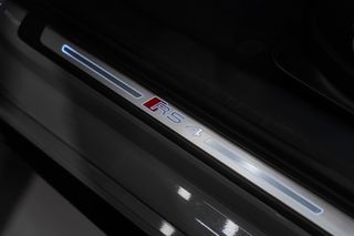 AUDI RS4 AVANT QUATTRO