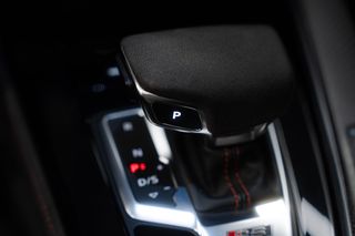 AUDI RS4 AVANT QUATTRO