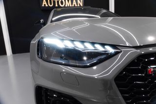 AUDI RS4 AVANT QUATTRO