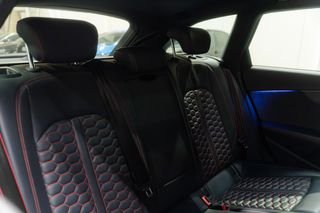 AUDI RS4 AVANT QUATTRO