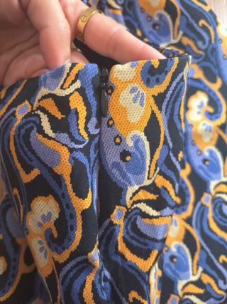 Falda asimétrica estampada