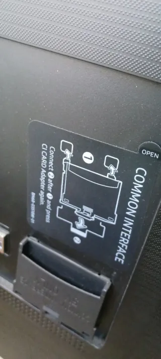 Televisión Samsung Negra (No se ve imagen)