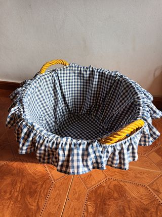 Cesta ,cistell , vímet, ropa, minbre,mimbre