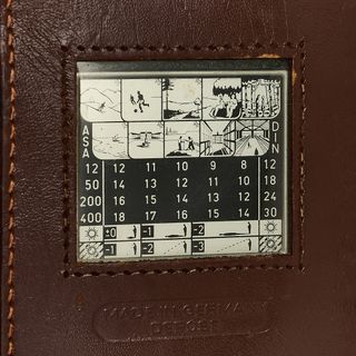 Rolleicord V con funda de cuero