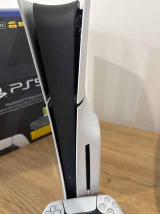 Consola PS5 Slim con Lector mas juegos