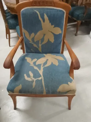 Pareja de butacas antiguas de madera