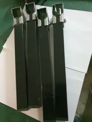 Juego 4 Patas Somier Metálicas Negras y Plateadas