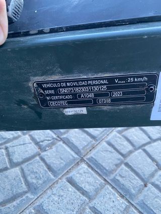 Patinete Eléctrico Cecotec Bongo M40 XL