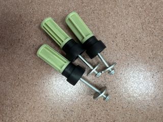 Taco basculante o anclaje tipo paraguas