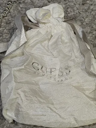 Collar Guess Lujo con Brillantes