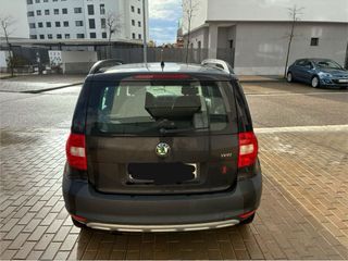 Skoda Yeti 2011