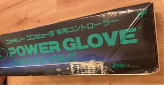 Power Glove PAX Famicom Nintendo