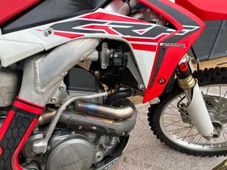 Honda CRF 250 R - Moto de Cross