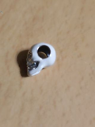 Charm Pandora Teschio Bianco con Cristalli