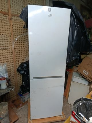 Nevera Beko NO FROST 2 años uso