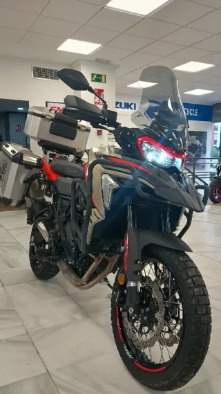 Benelli TRK 702 X