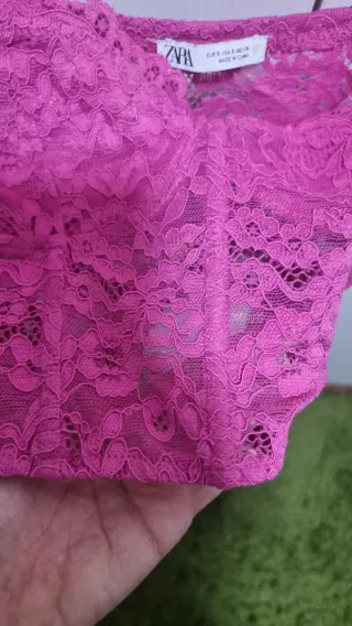 Top lencero Zara encaje rosa Talla S