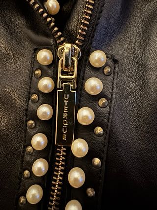 Chaqueta Biker Uterqüe Piel Negra Perlas
