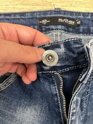 Clayton Men’s Slim Fit Jeans