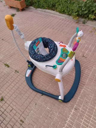 Saltador Fisher Price Astro Kitty