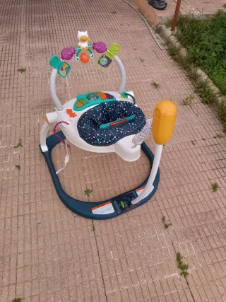 Saltador Fisher Price Astro Kitty