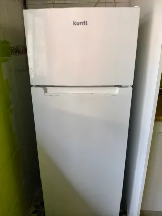 Nevera blanca
