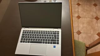 HP EliteBook x360 1040 G8 i7
