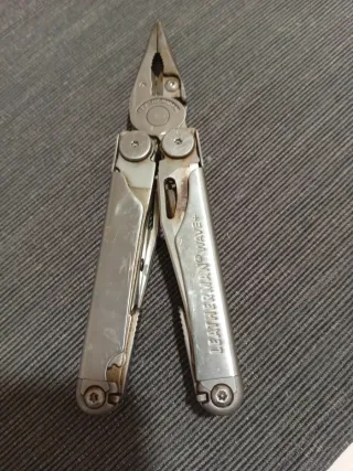 Navaja Multiusos Leatherman Wave+