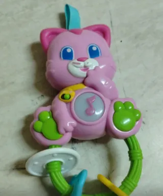 Sonaglio gatto rosa musicale clementoni