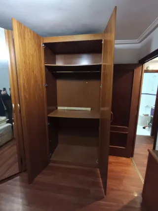 Armario juvenil gris y naranja y armario esquinero