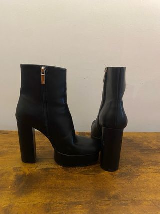 Botas Zara Tacón Alto Plataforma Negras