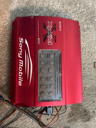 Sony Xplod Amplificador 4/3/2 Canales MOSFET Rojo