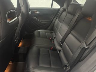 Mercedes-Benz CLA 250 211cv Automatico