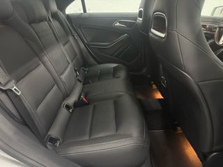 Mercedes-Benz CLA 250 211cv Automatico