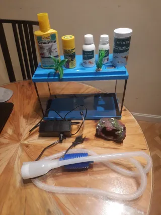 Acuario 16L con accesorios